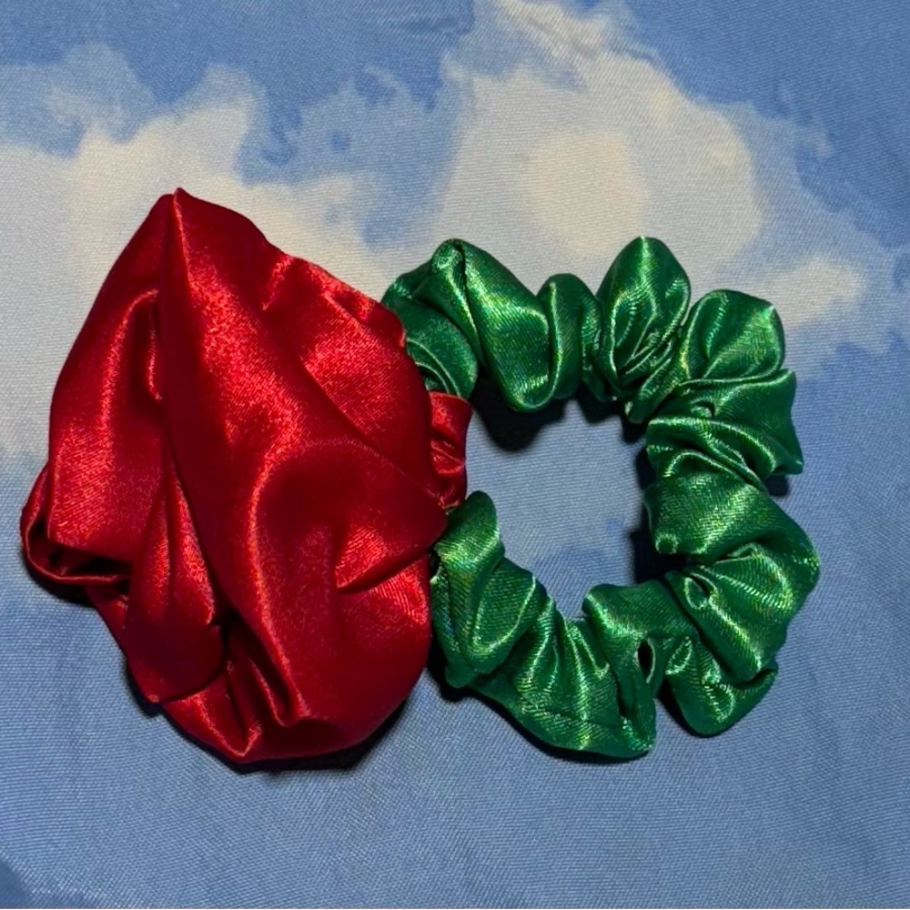 Lisa Says Gah Rose Satin Scrunchie
